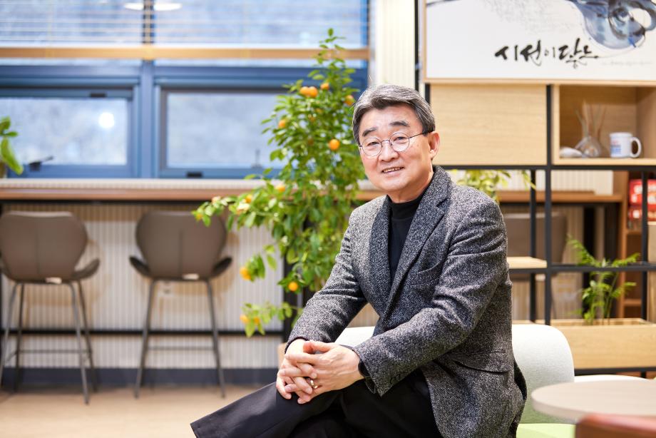 17년 동안 강의의 비결은 ‘훌륭한 학생들을 만난 것’ 이미지
